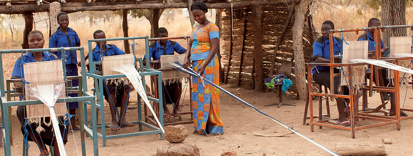 Réduire les inégalités grâce  à l’éducation des jeunes filles
