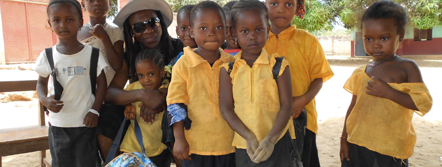 L’éducation pour éviter que les gens n’arrivent au dispensaire