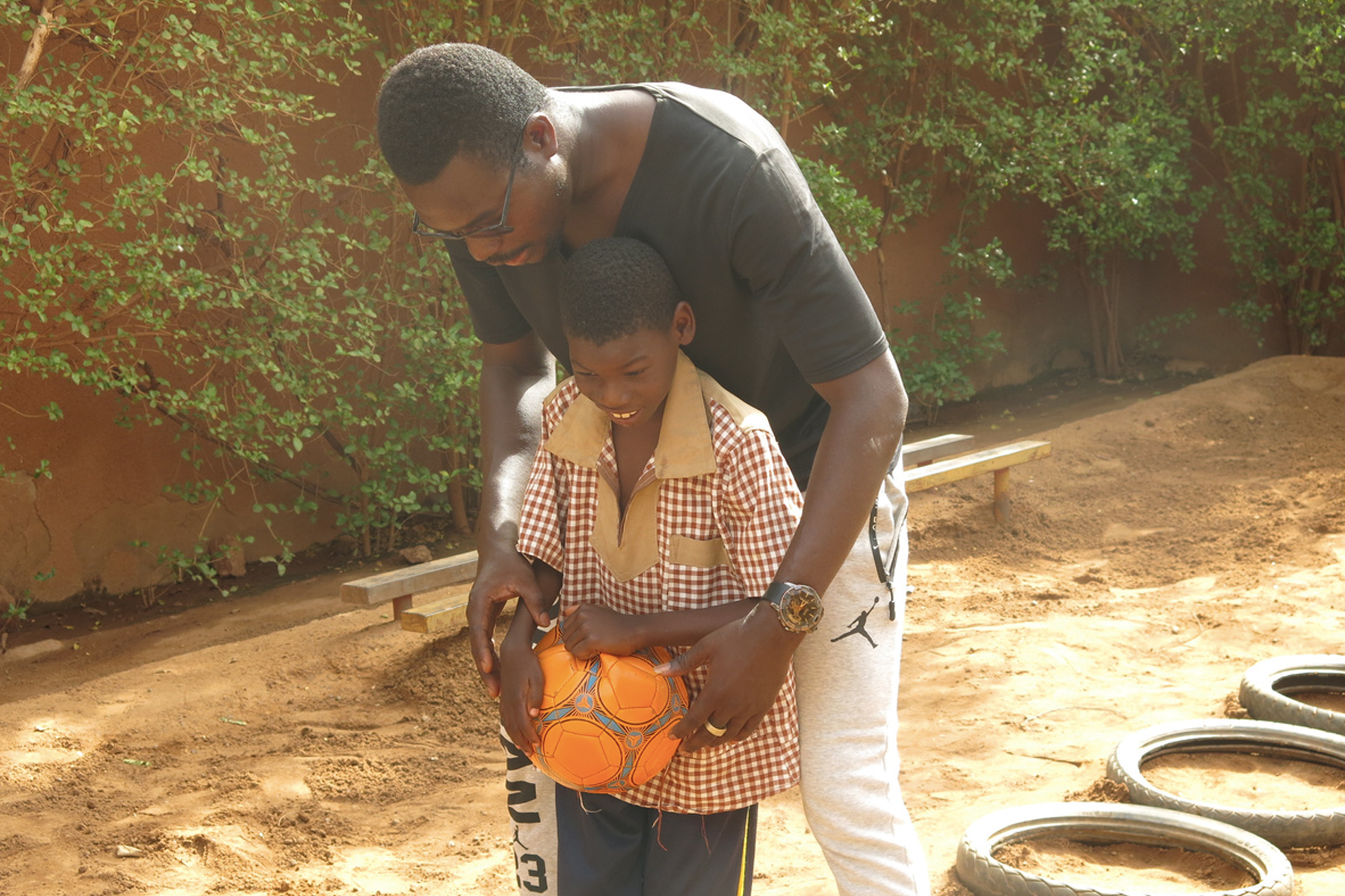 Table ronde en ligne : Mettre en œuvre le triple Nexus   Combler le fossé entre les acteurs humanitaires et ceux du développement